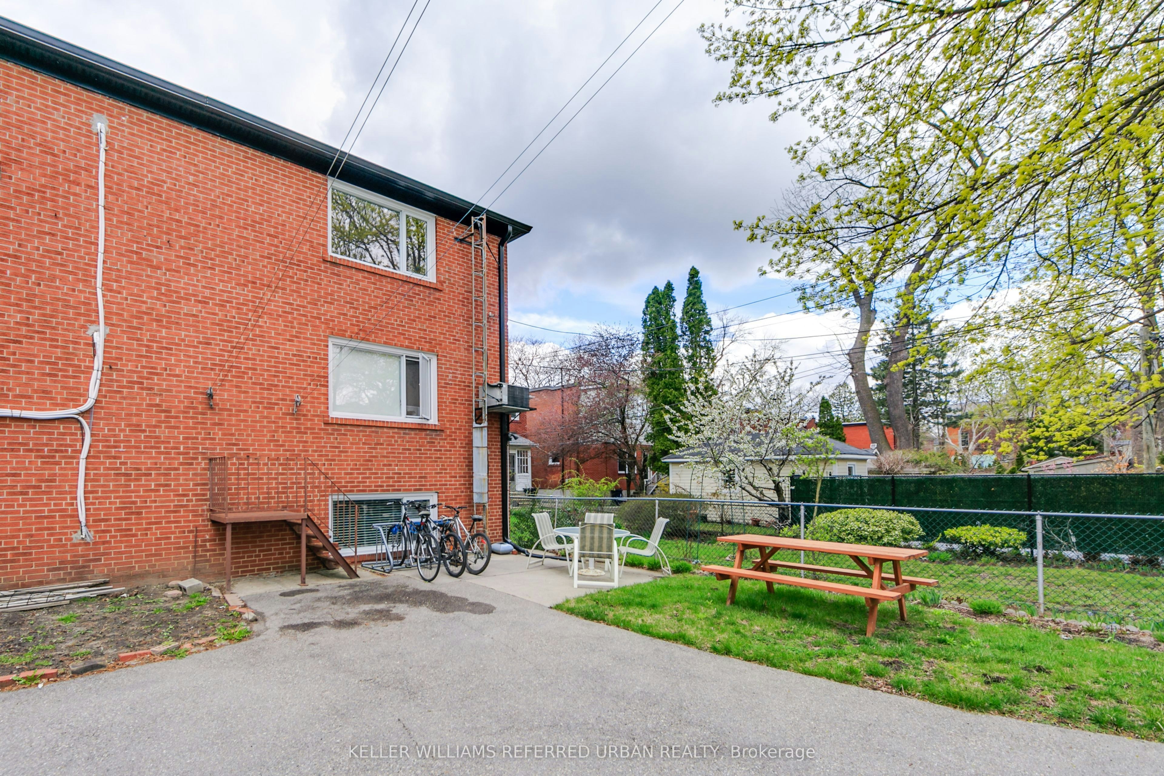 Basement-283 Evelyn Avenue, Toronto, ON, M6P 2Z8 - 20
