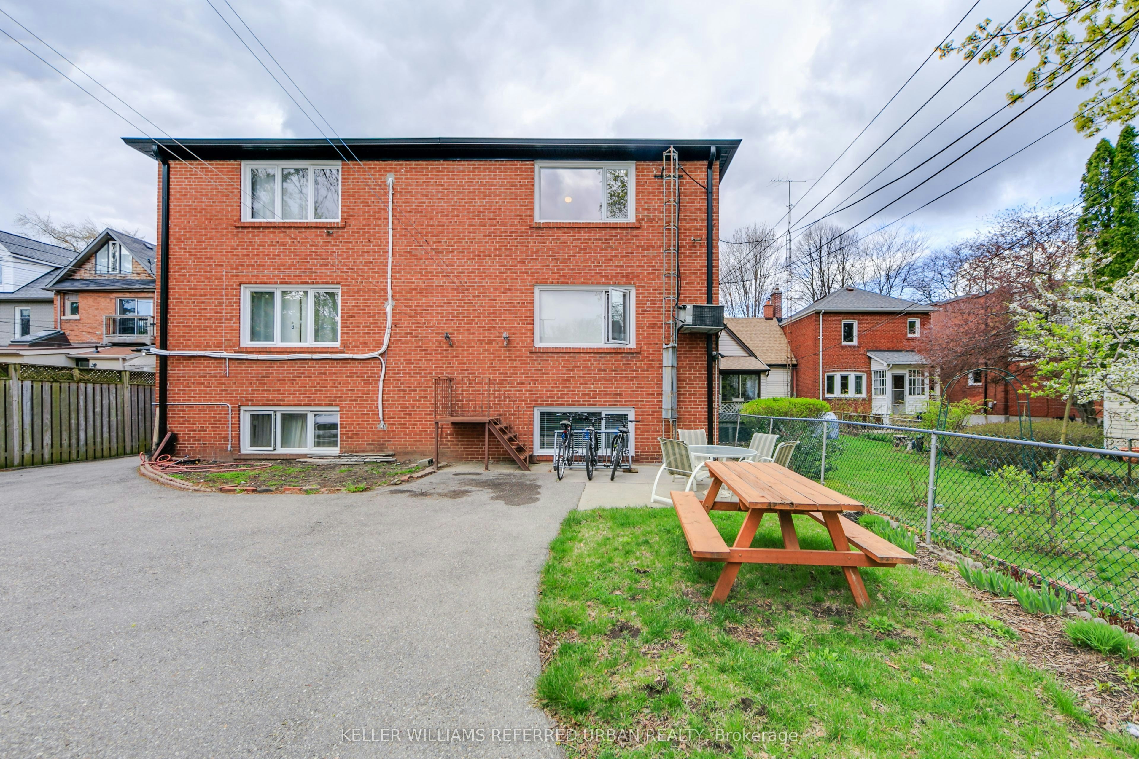 Basement-283 Evelyn Avenue, Toronto, ON, M6P 2Z8 - 22