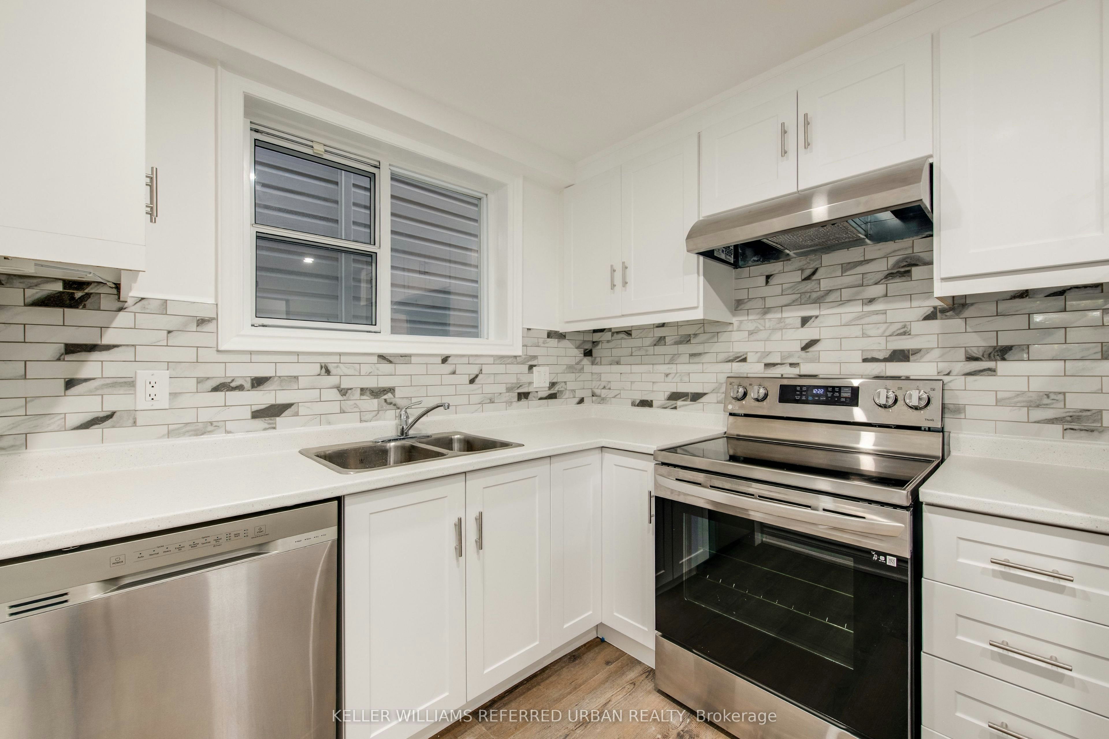 Basement-283 Evelyn Avenue, Toronto, ON, M6P 2Z8 - 6