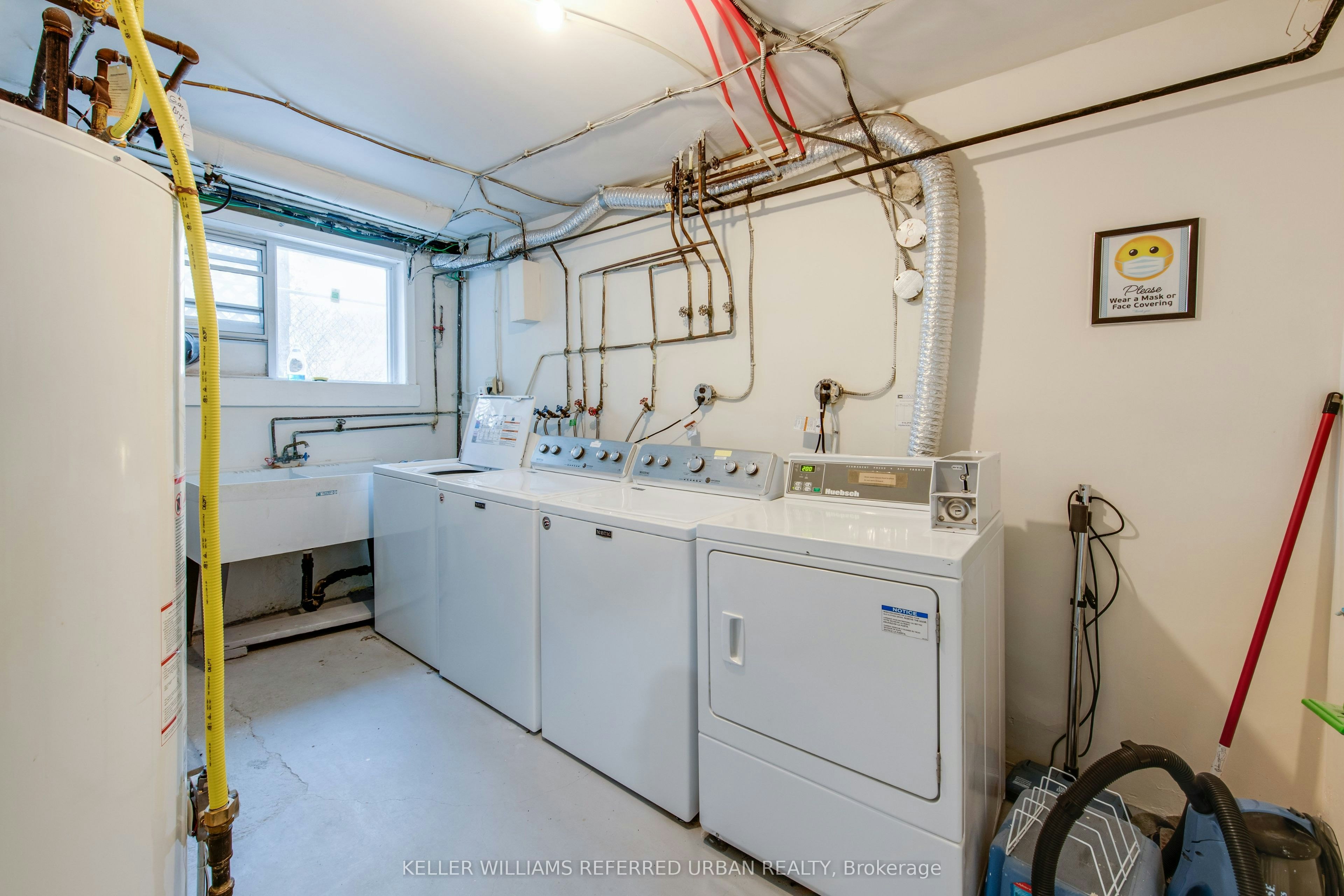Basement-283 Evelyn Avenue, Toronto, ON, M6P 2Z8 - 18