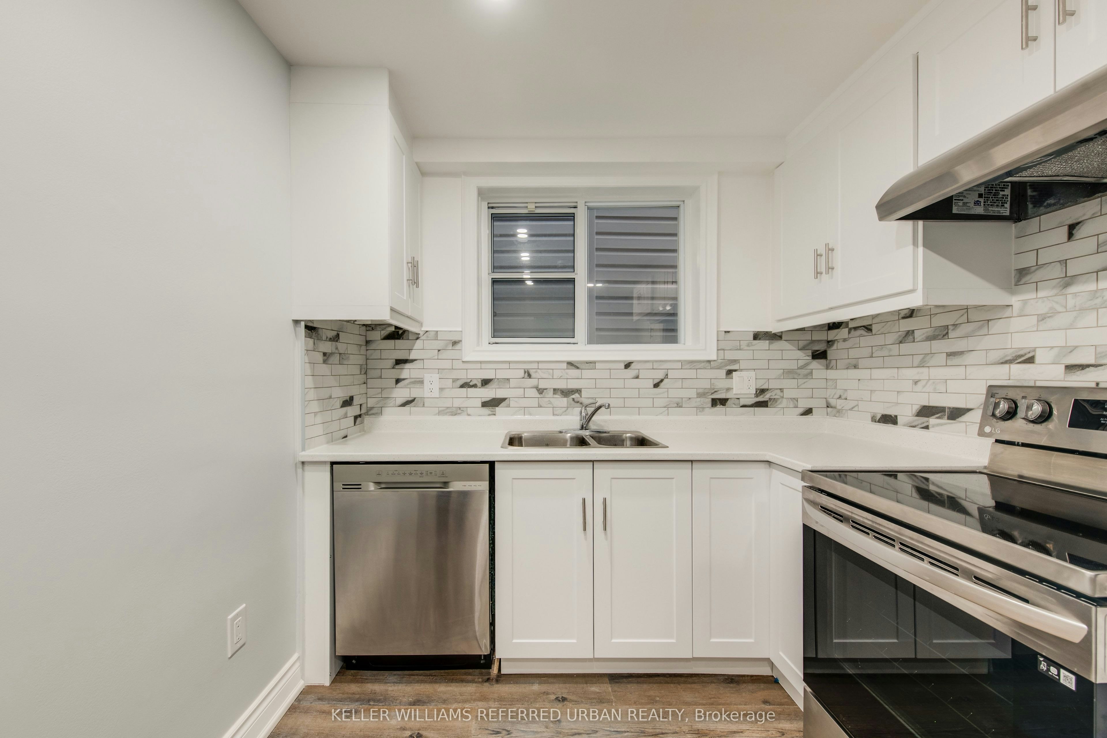 Basement-283 Evelyn Avenue, Toronto, ON, M6P 2Z8 - 7
