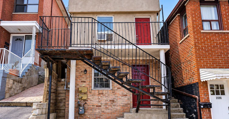 2094 Dufferin Street, Toronto, ON, M6E 3R7