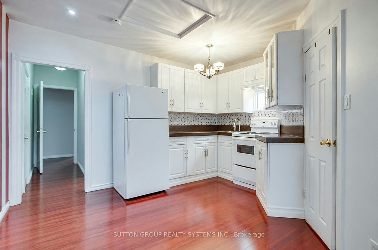 2094 Dufferin Street, Toronto, ON, M6E 3R7 - 2