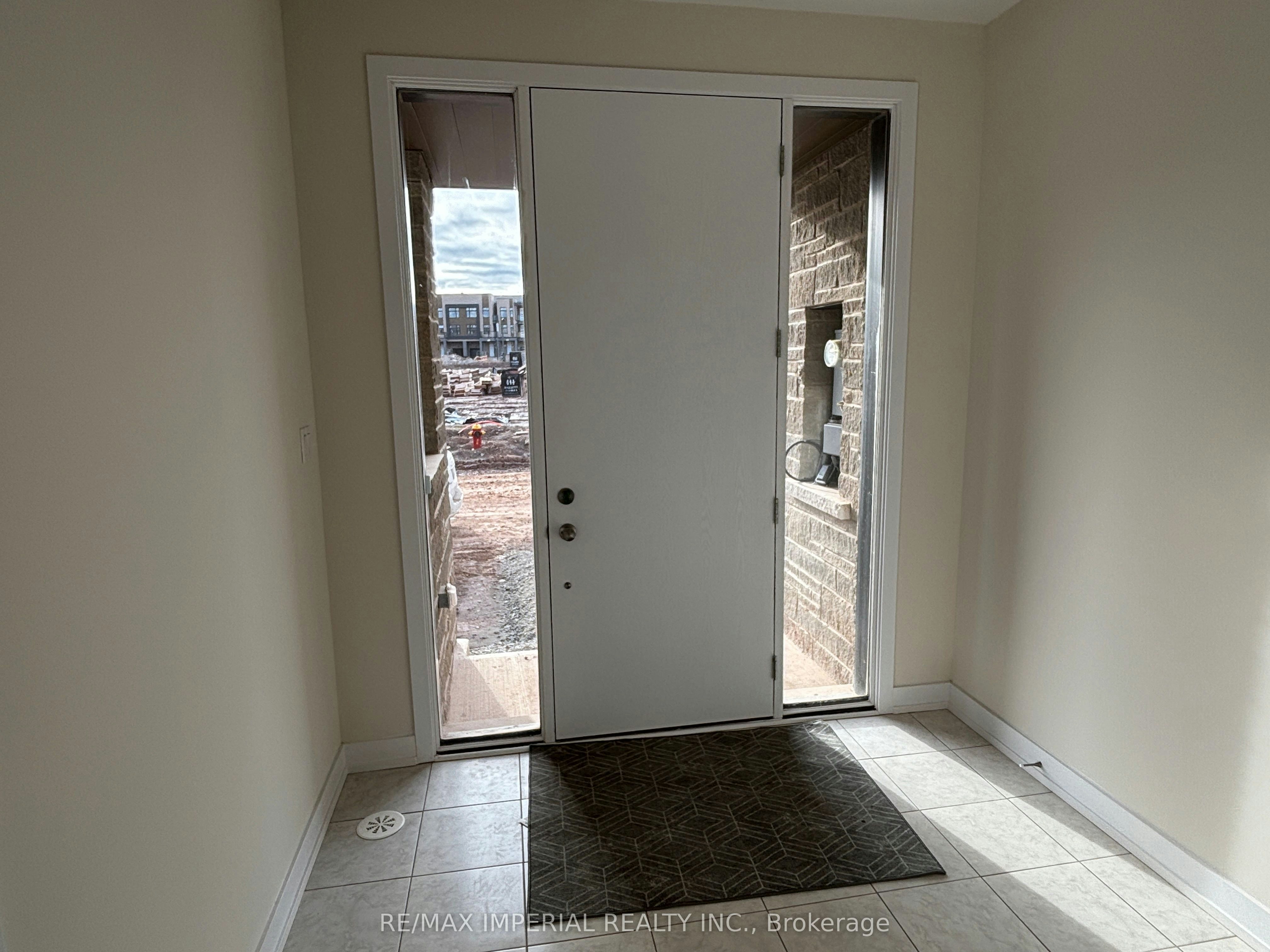 3085 Welsman Gardens, Oakville, ON, L6H 7Z1 - 2