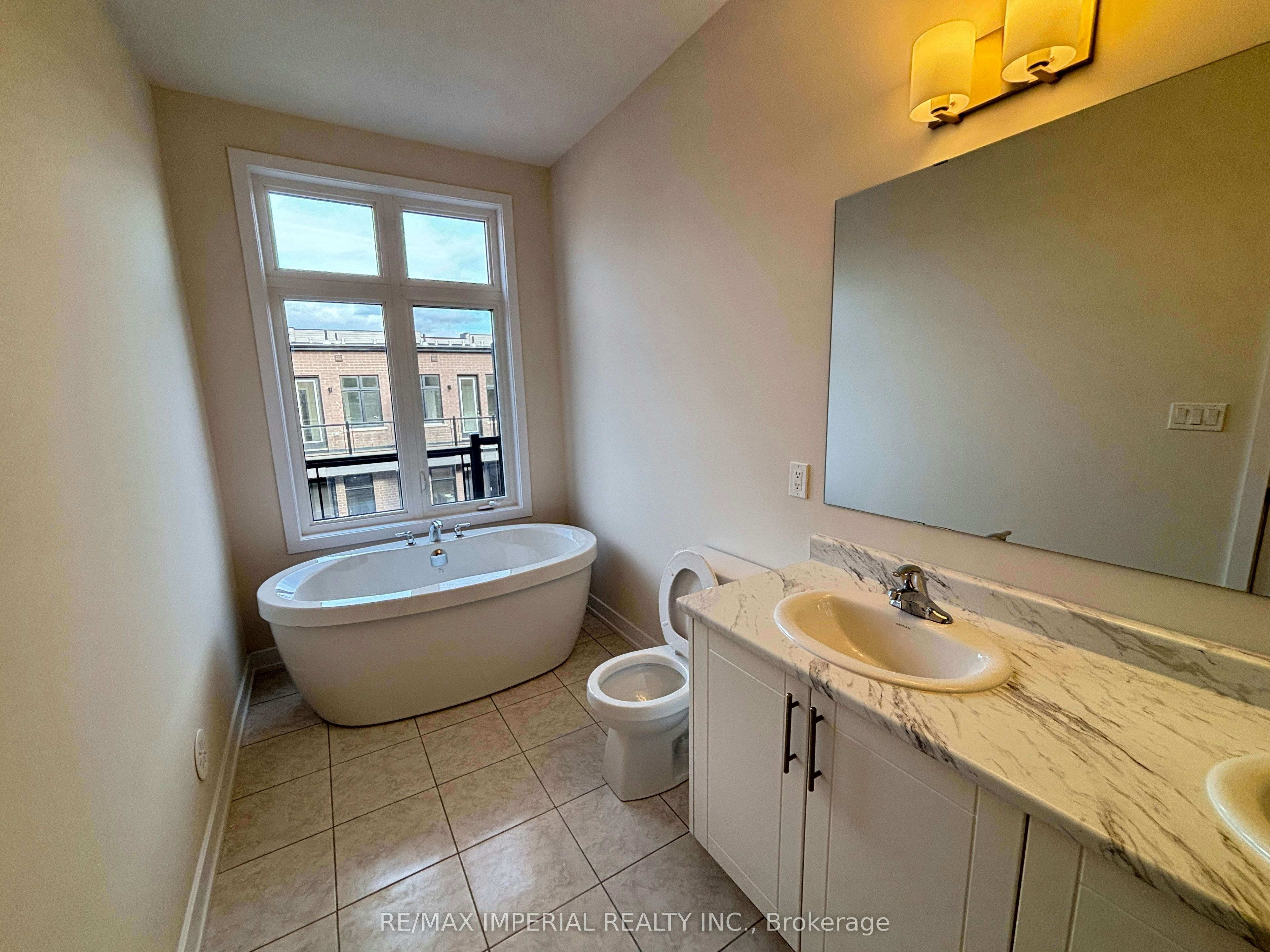 3085 Welsman Gardens, Oakville, ON, L6H 7Z1 - 23