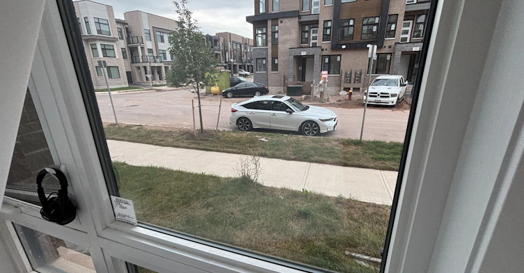 3085 Welsman Gardens, Oakville, ON, L6H 7Z1 - 4