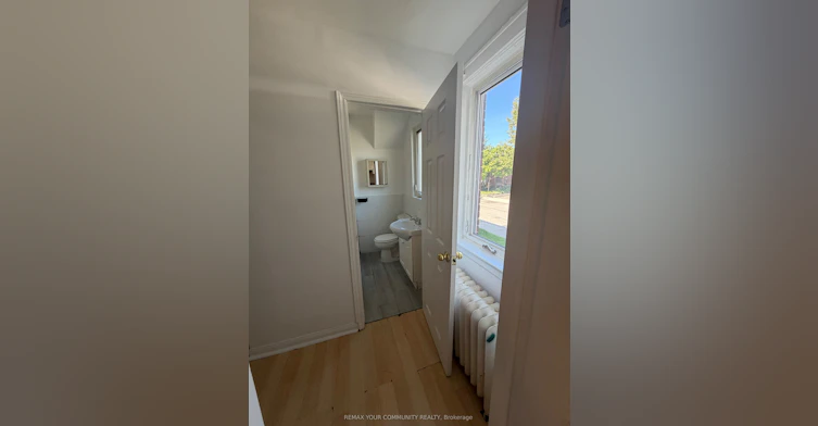 127 Morrison Avenue, Toronto, ON, M6E 1M5 - 12