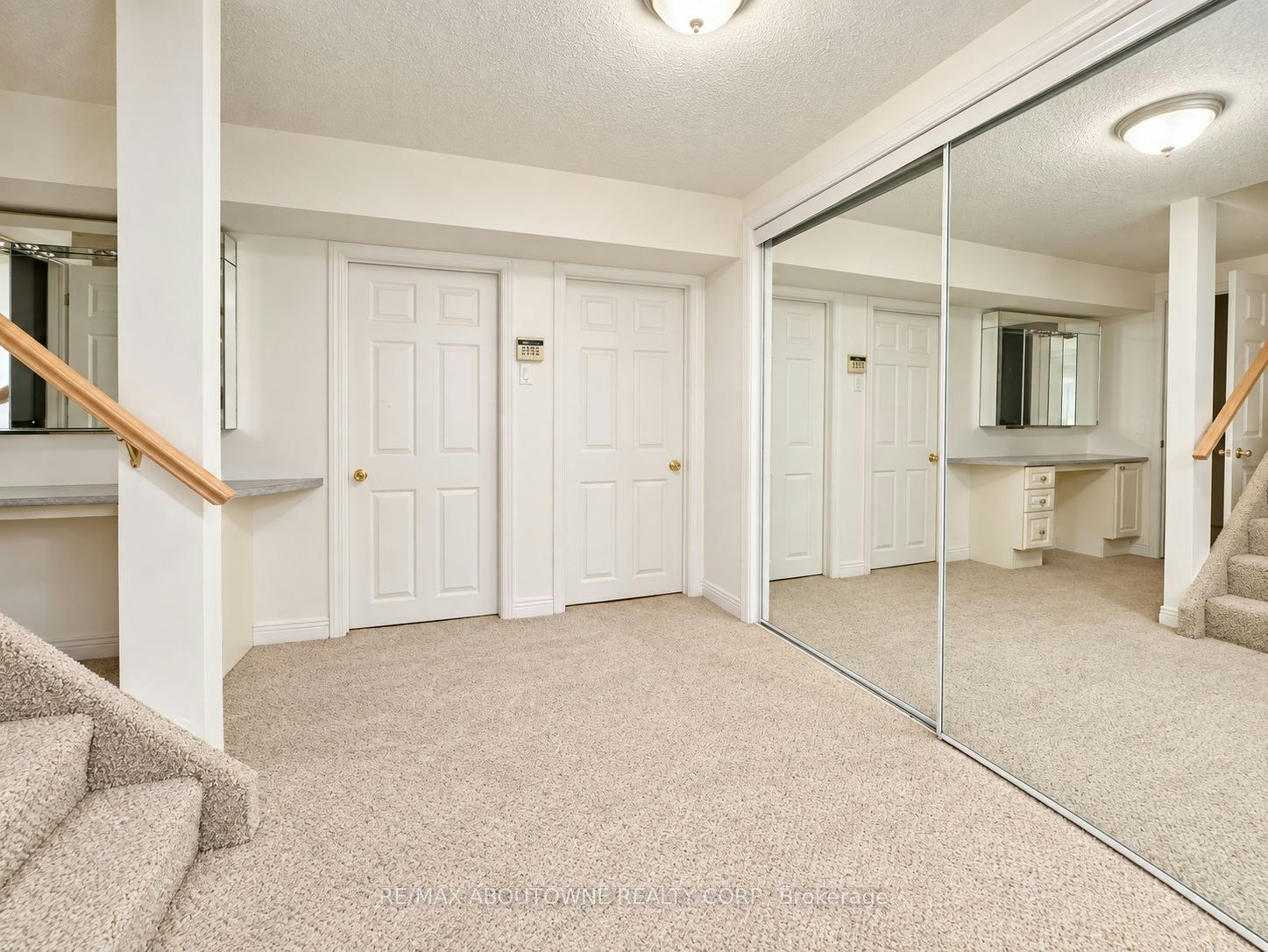 Lower-1374 Heritage Way, Oakville, ON, L6M 3C9 - 10