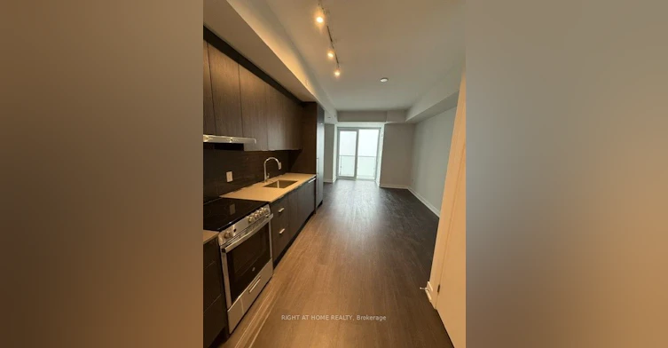 3205-430 Square One Drive, Mississauga, ON, L5B 0E6 - 4