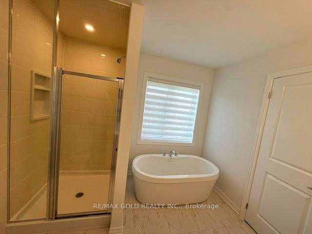 41 Tapscott Crescent, Brampton, ON, L7C 0Z4 - 14