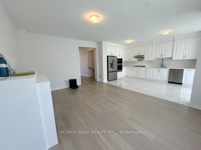 41 Tapscott Crescent, Brampton, ON, L7C 0Z4 - 4