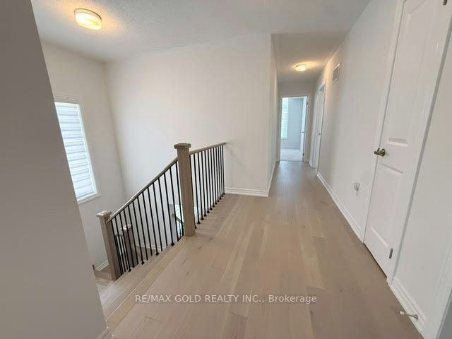 41 Tapscott Crescent, Brampton, ON, L7C 0Z4 - 11