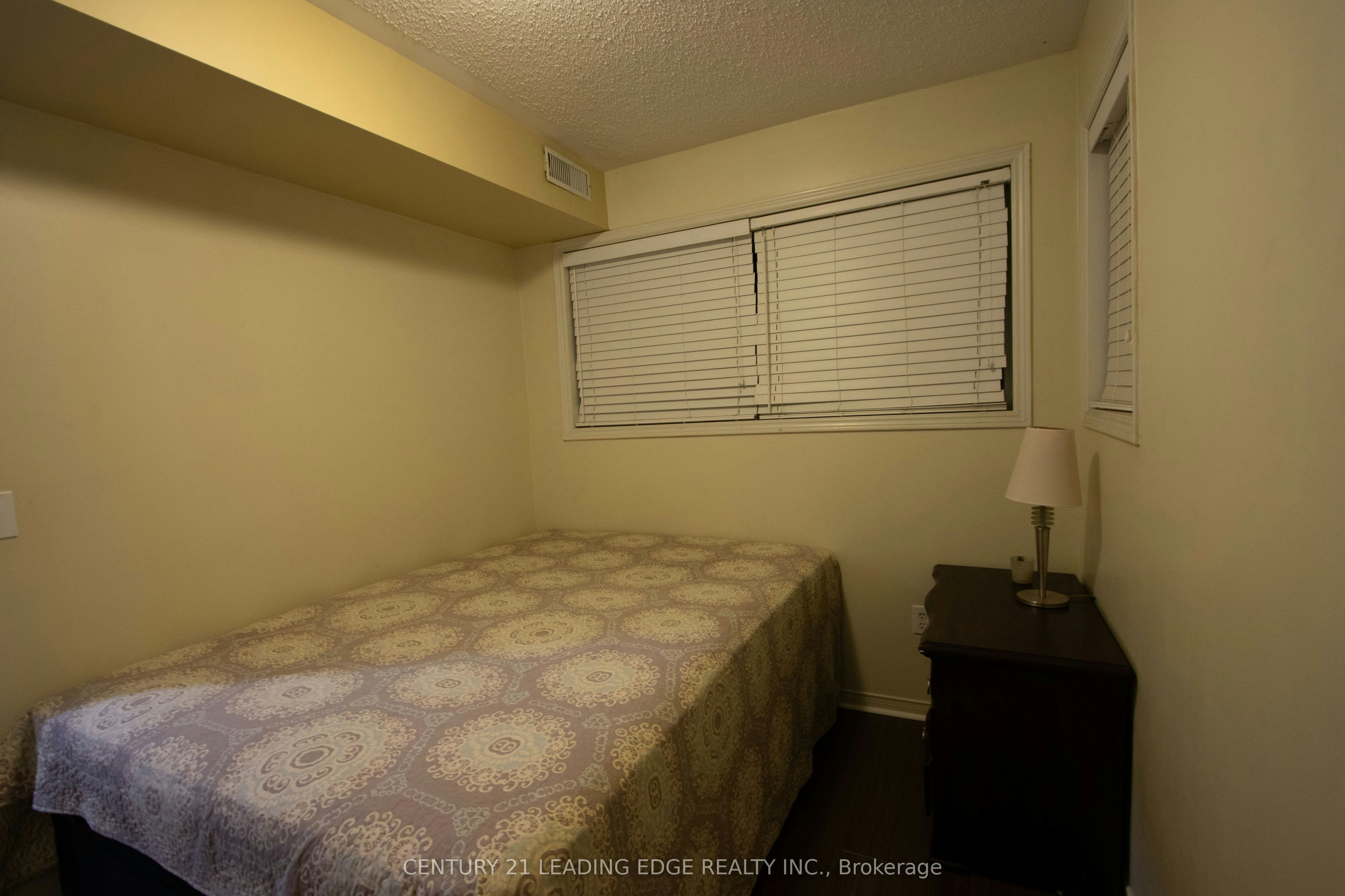 109-111 Bristol Road, Mississauga, ON, L4Z 3P6
