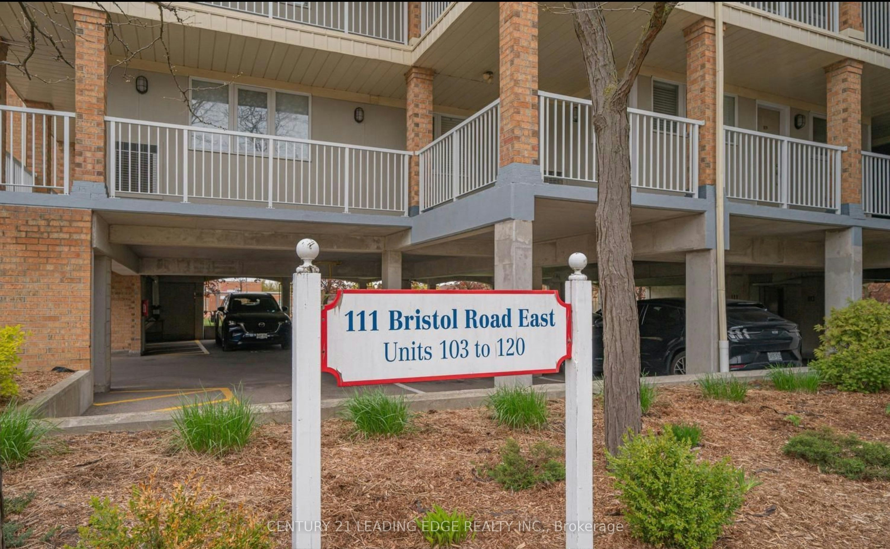 109-111 Bristol Road, Mississauga, ON, L4Z 3P6