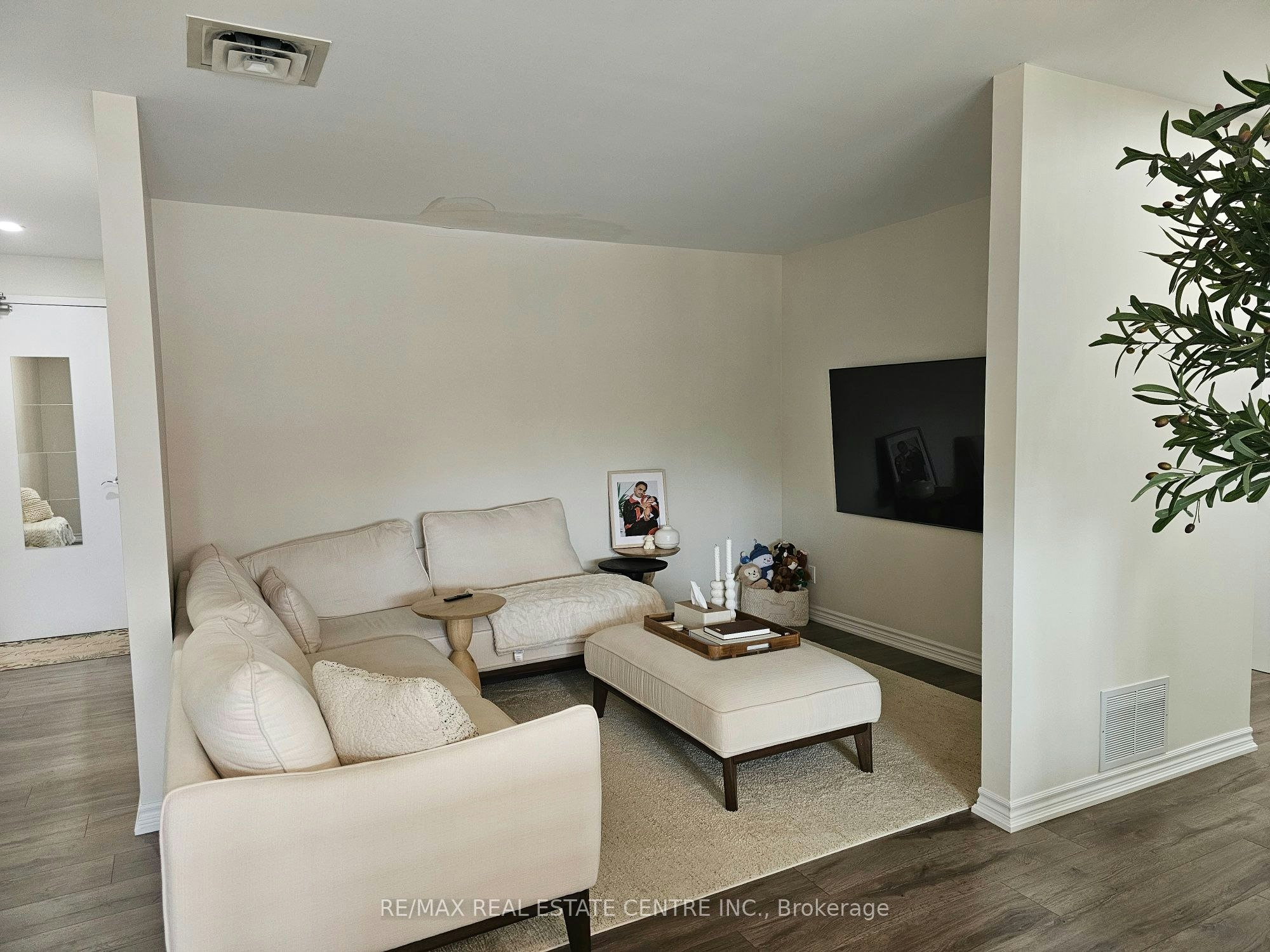 3-15393 Airport Road, Caledon, ON, L7C 1E6 - 12