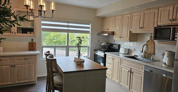 3-15393 Airport Road, Caledon, ON, L7C 1E6