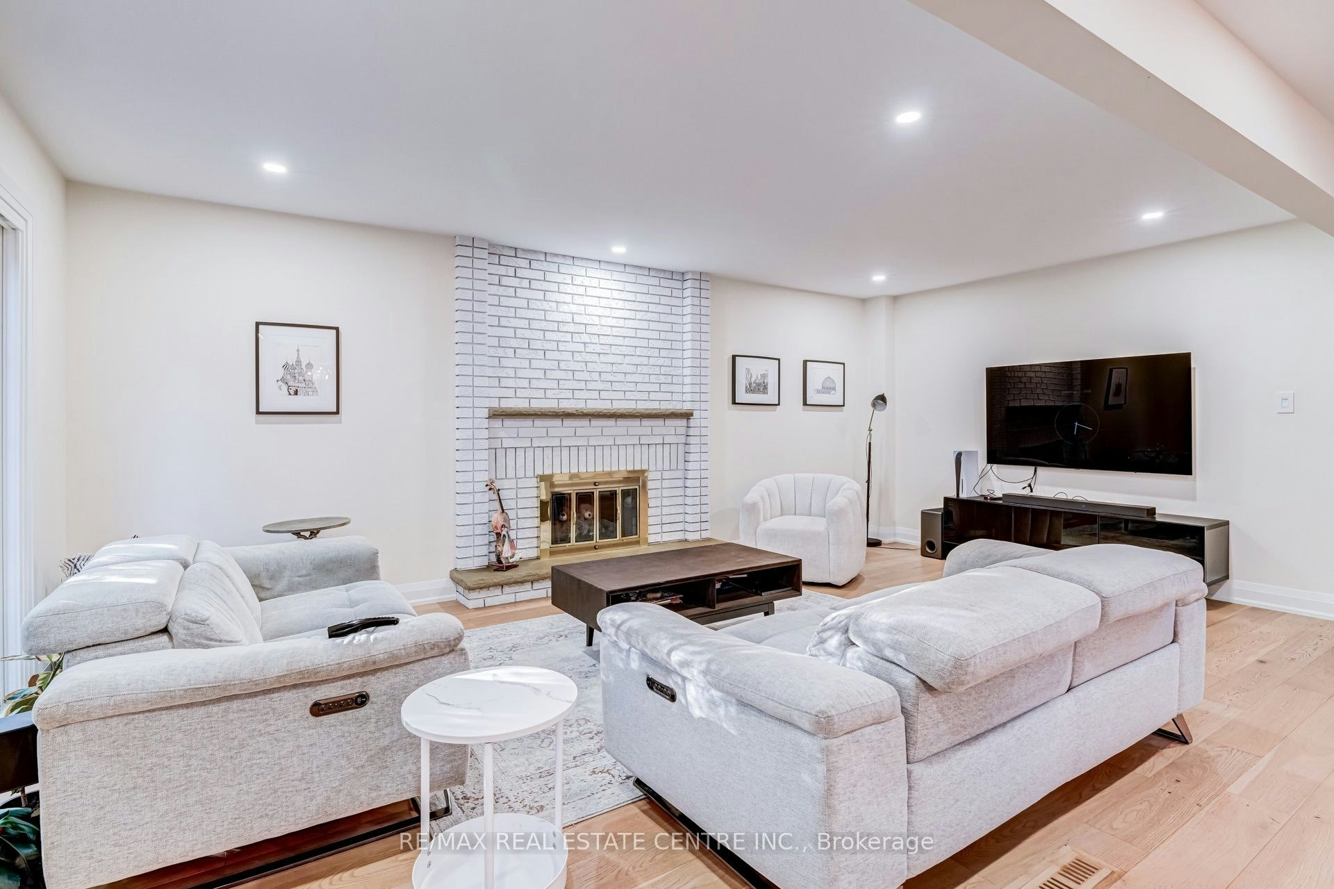 Upper Level-167 Whitchurch Mews, Mississauga, ON, L5A 4B2 - 4