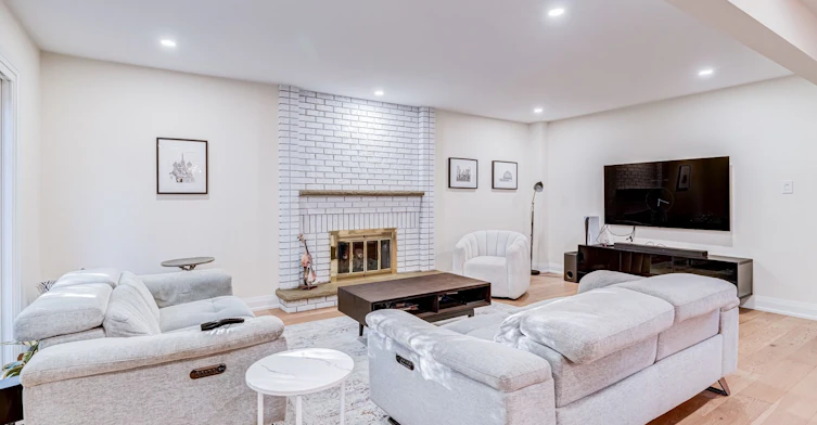 Upper Level-167 Whitchurch Mews, Mississauga, ON, L5A 4B2 - 4