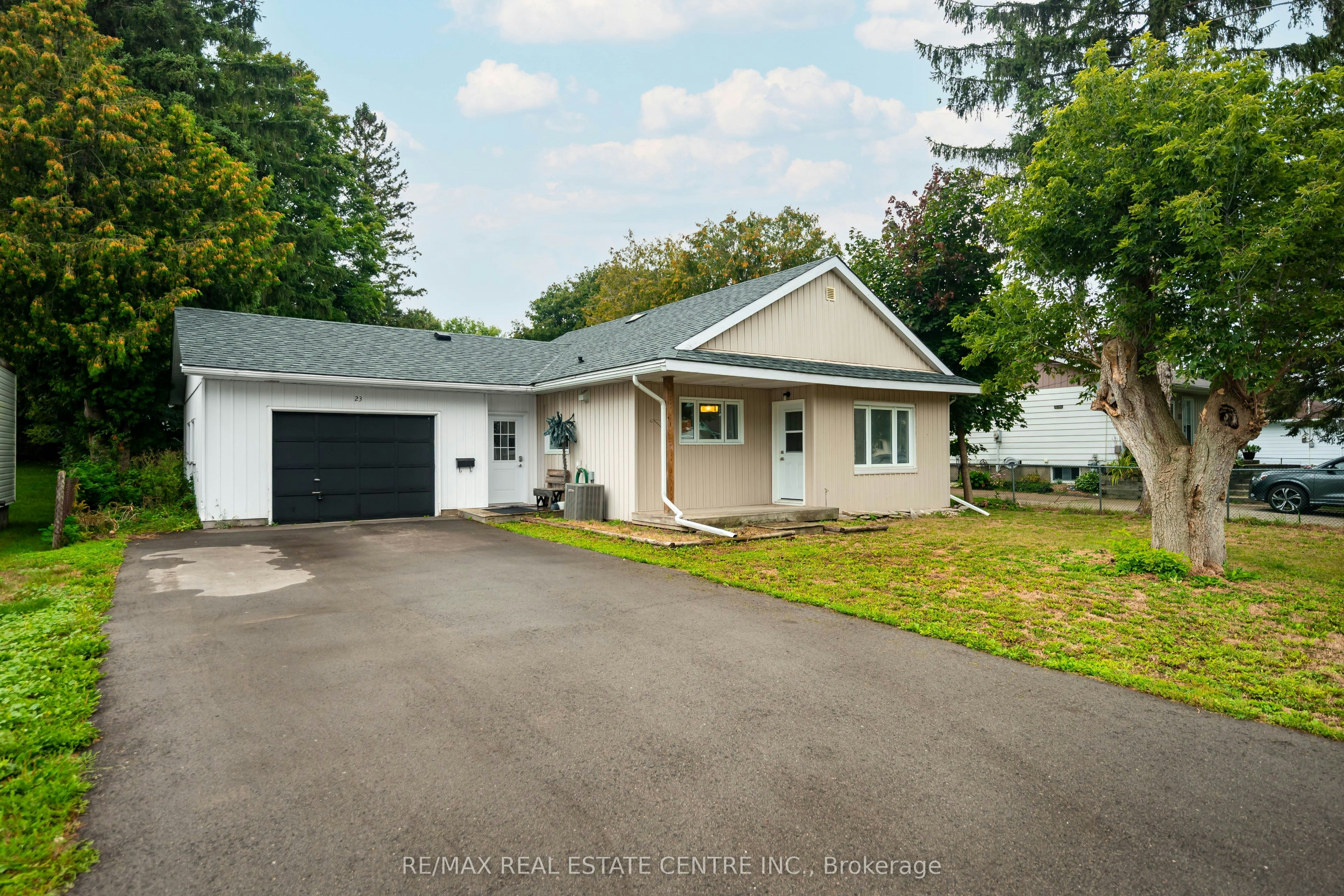 23 Third Street, Orangeville, ON, L9W 2B2