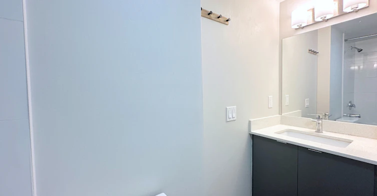 311-3385 Dundas Street W, Toronto, ON, M6S 2S2 - 12