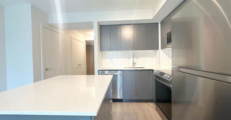 501-3385 Dundas Street W, Toronto, ON, M6S 2S2 - 4
