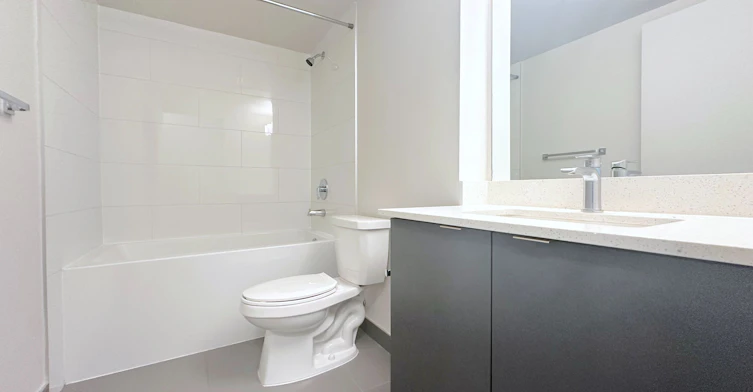 501-3385 Dundas Street W, Toronto, ON, M6S 2S2 - 9
