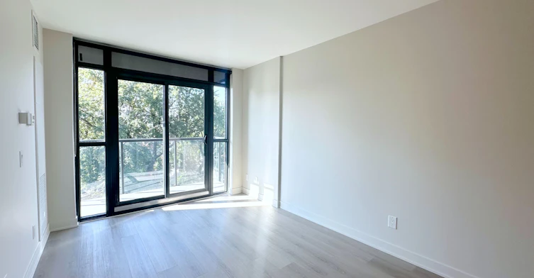 501-3385 Dundas Street W, Toronto, ON, M6S 2S2 - 6