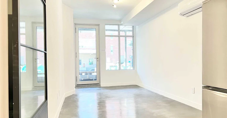 1B-3333 Dundas Street W, Toronto, ON, M6P 2A6 - 7