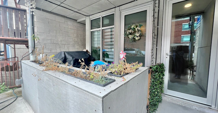 1B-3333 Dundas Street W, Toronto, ON, M6P 2A6 - 9