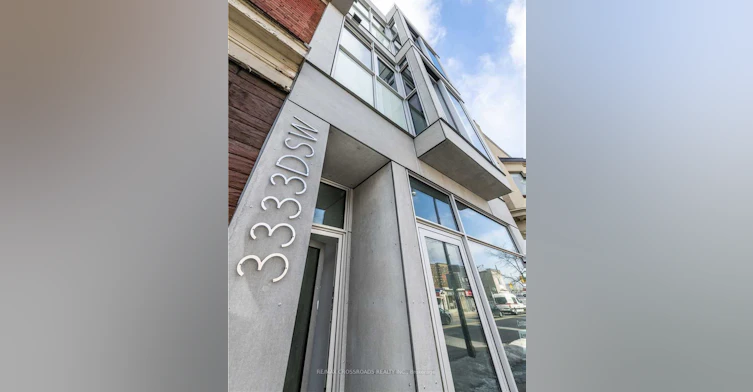 1B-3333 Dundas Street W, Toronto, ON, M6P 2A6 - 2