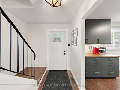 57-93 Hansen Road N - 4