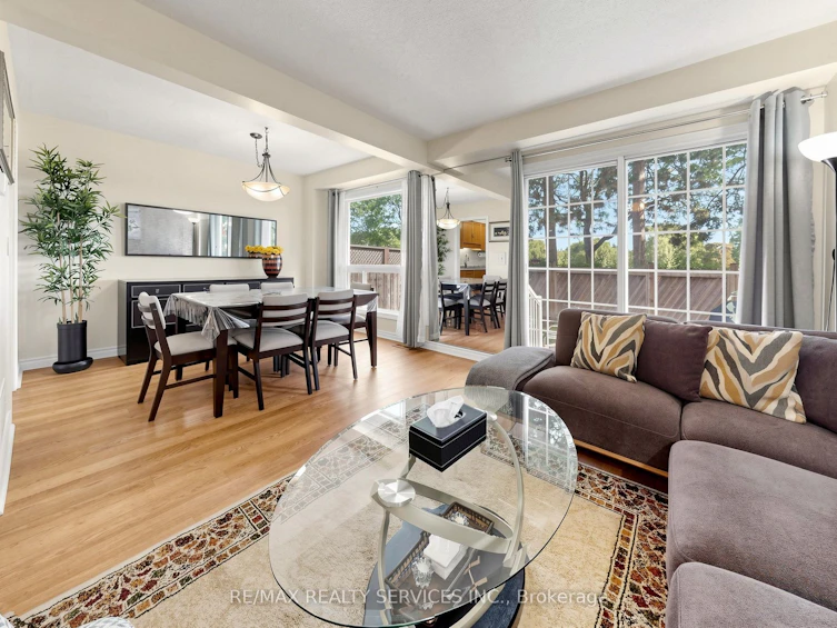 74 Heathcliffe Square, Brampton, ON, L6S 5R4 - 7
