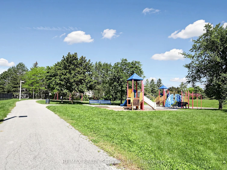 74 Heathcliffe Square, Brampton, ON, L6S 5R4 - 47
