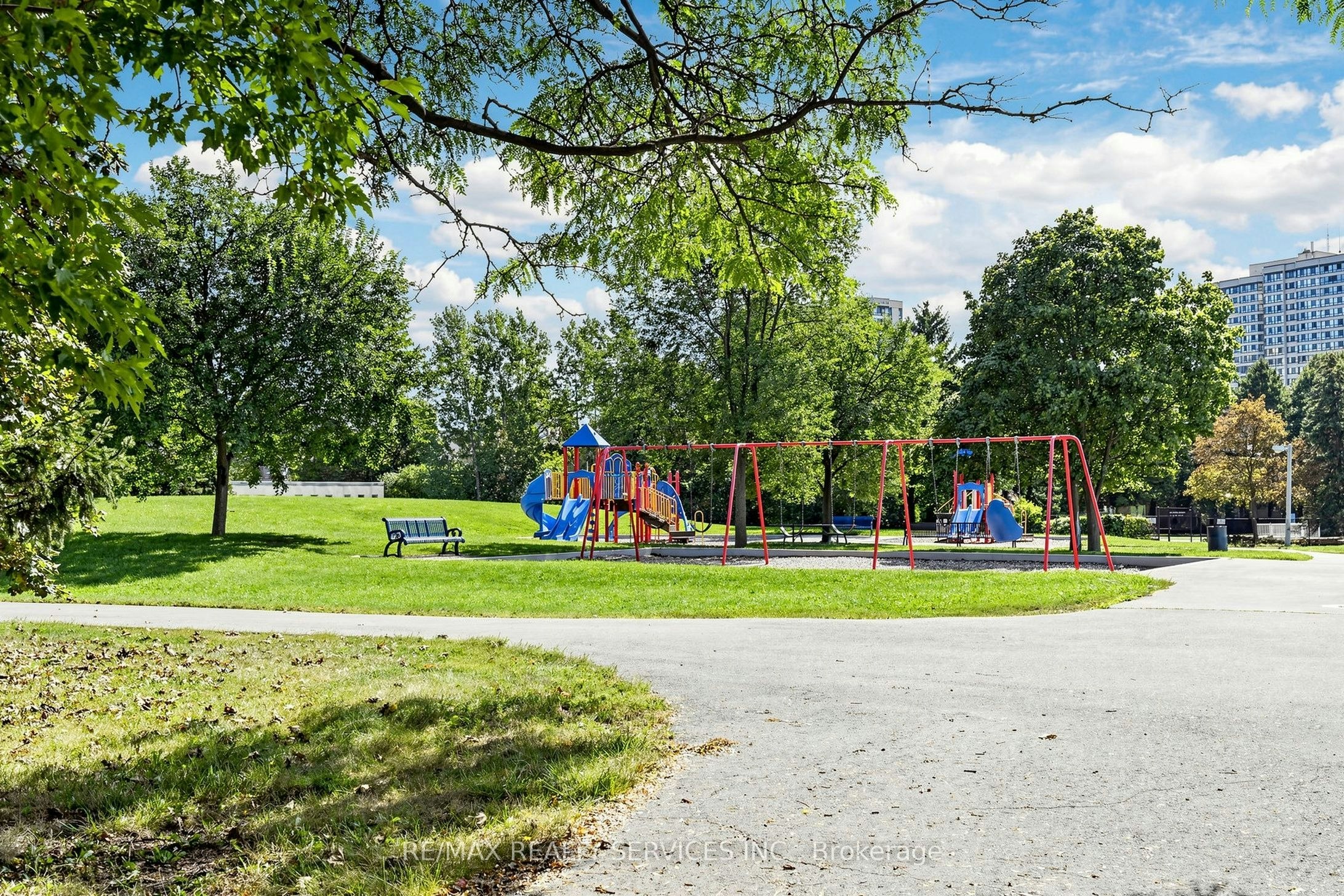 74 Heathcliffe Square, Brampton, ON, L6S 5R4 - 48