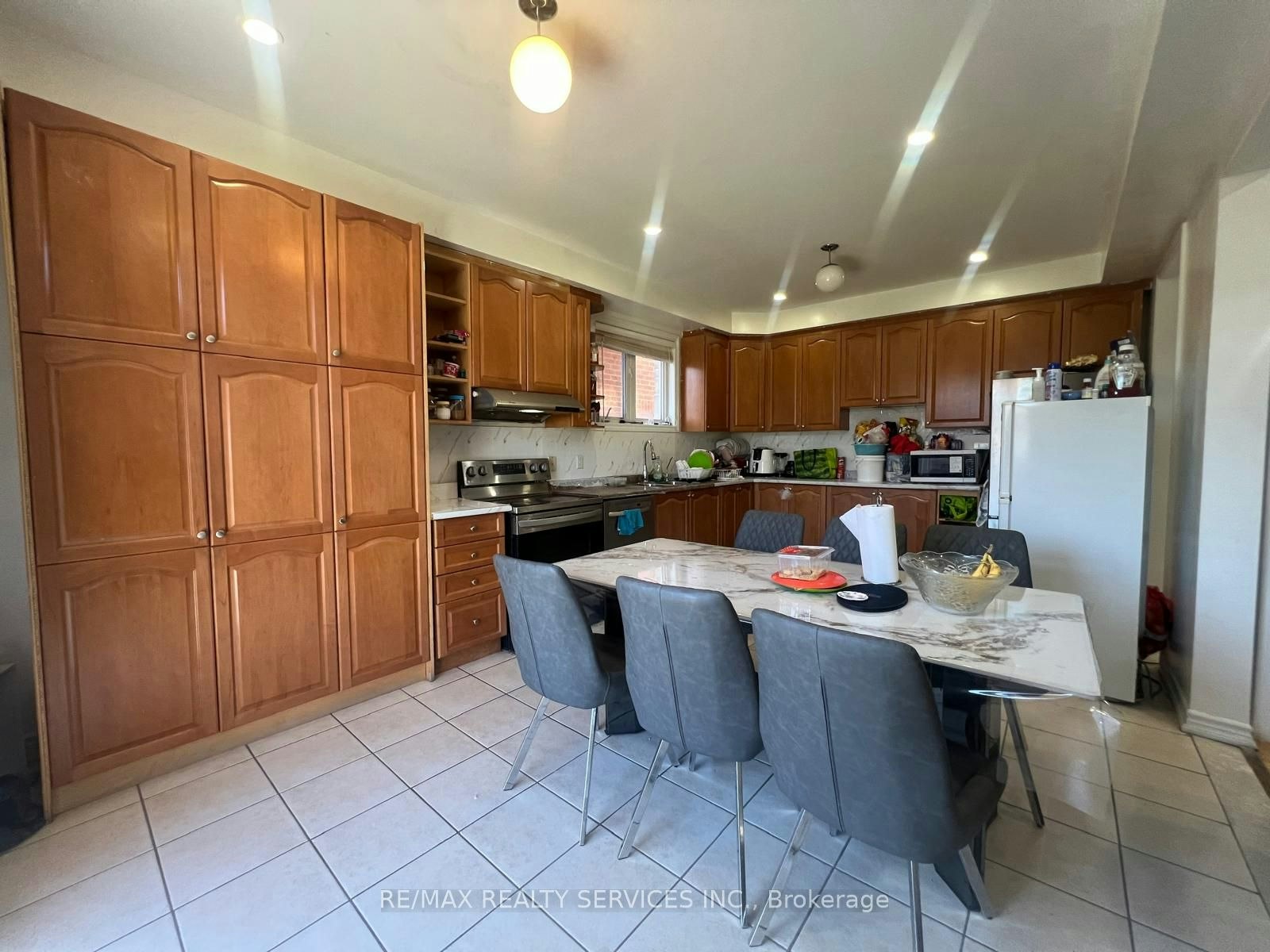 3 Noranda Crescent, Brampton, ON, L6Y 0M7 - 6