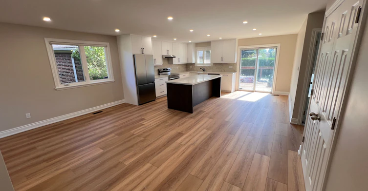 UPPER-30 Norbert Crescent, Toronto, ON, M9C 3J9 - 3