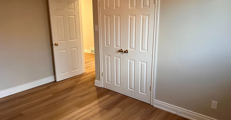UPPER-30 Norbert Crescent, Toronto, ON, M9C 3J9 - 12