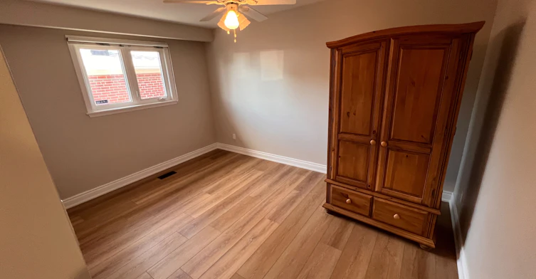 UPPER-30 Norbert Crescent, Toronto, ON, M9C 3J9 - 13