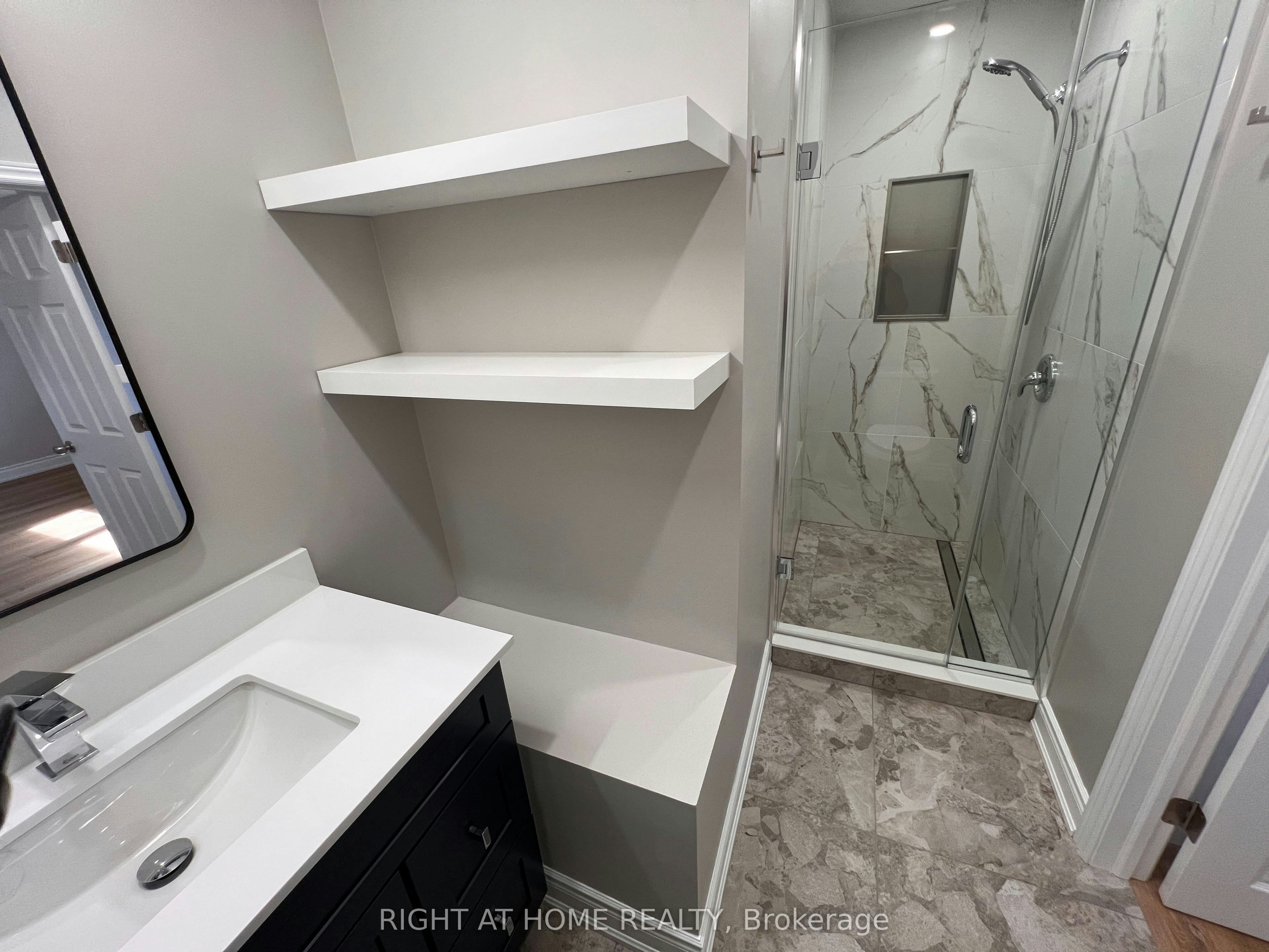 UPPER-30 Norbert Crescent, Toronto, ON, M9C 3J9 - 11