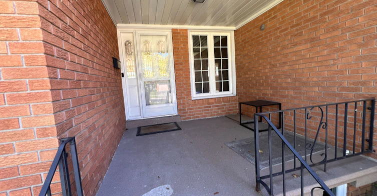 UPPER-30 Norbert Crescent, Toronto, ON, M9C 3J9 - 21
