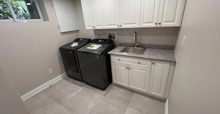 LOWER-30 Norbert Crescent, Toronto, ON, M9C 3J9 - 14