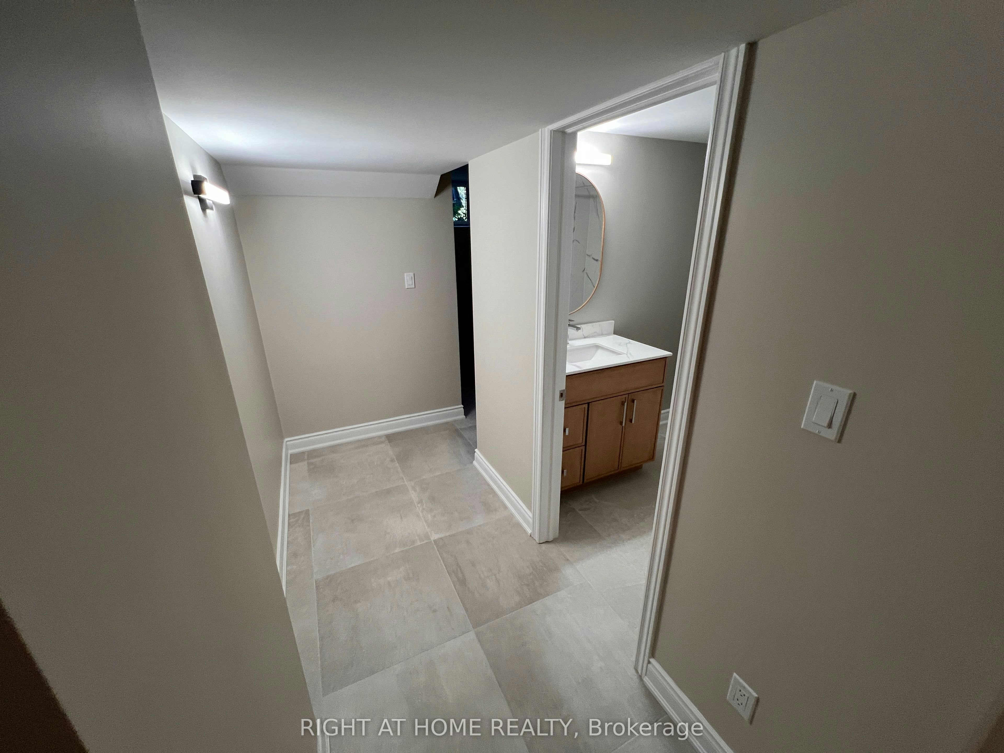 LOWER-30 Norbert Crescent, Toronto, ON, M9C 3J9 - 12