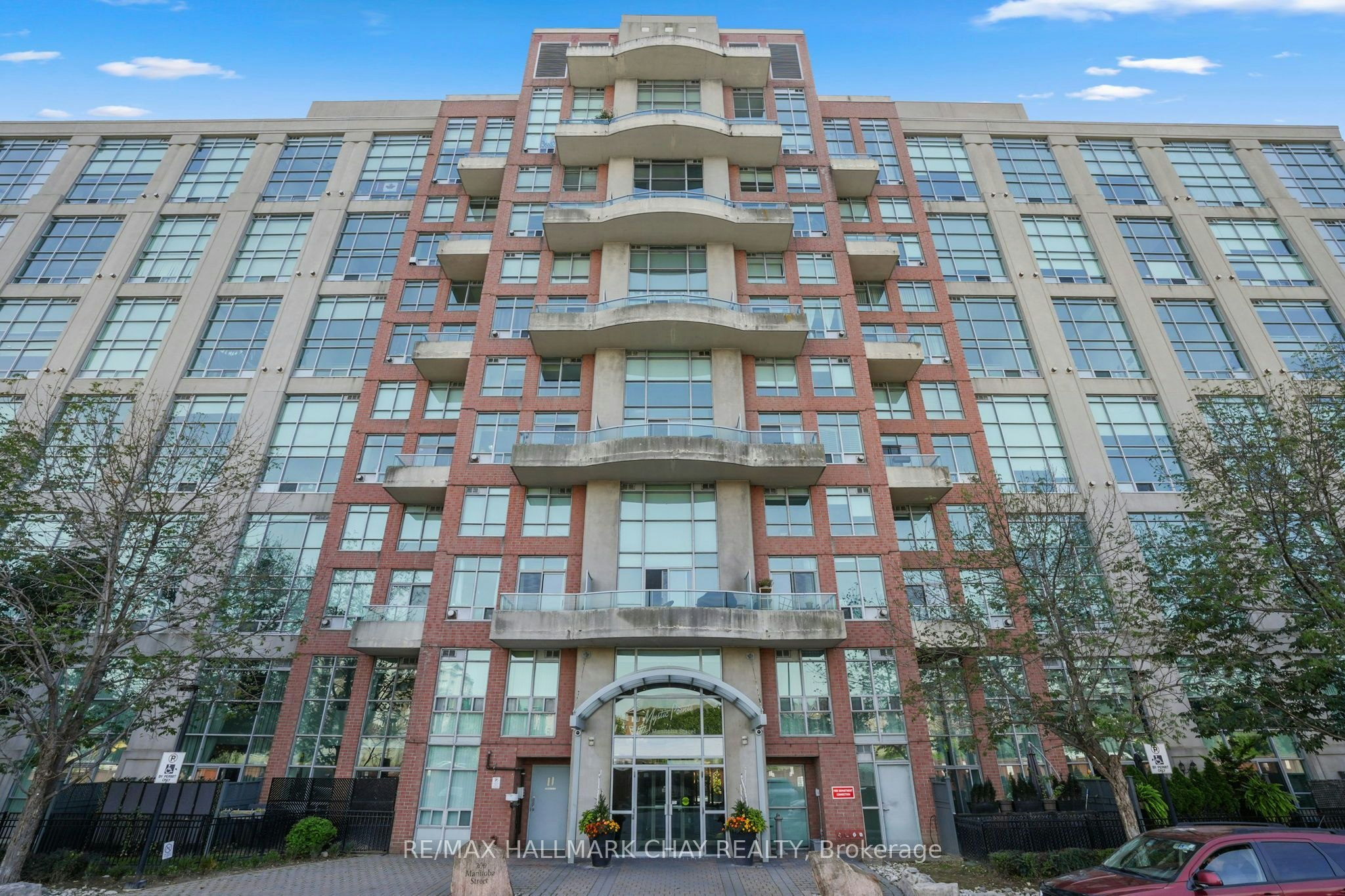 307-200 Manitoba Street, Toronto, ON, M8Y 3Y9
