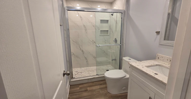 Lower-33 Ingleside Drive, Toronto, ON, M3K 1V2 - 9