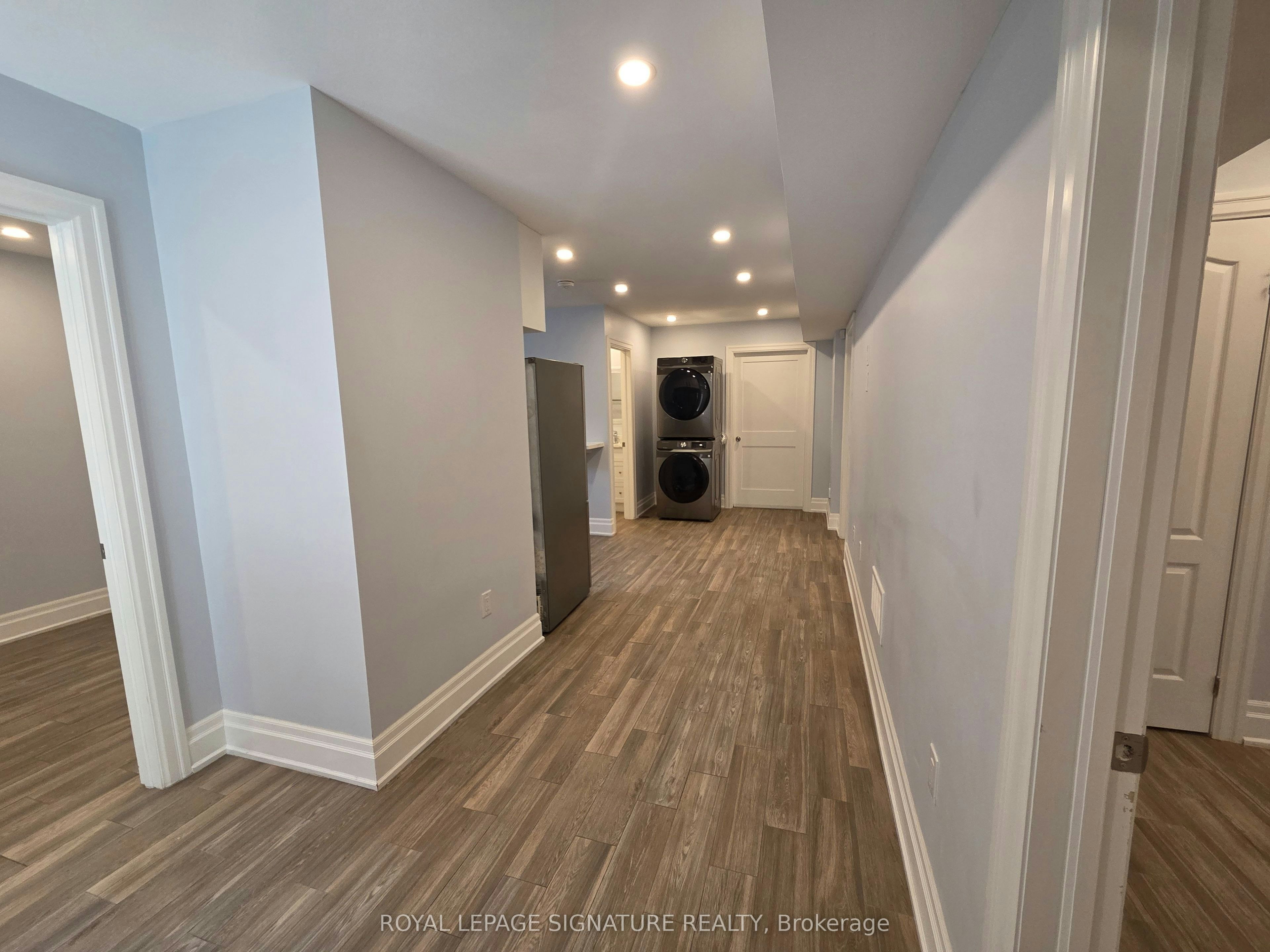 Lower-33 Ingleside Drive, Toronto, ON, M3K 1V2 - 3