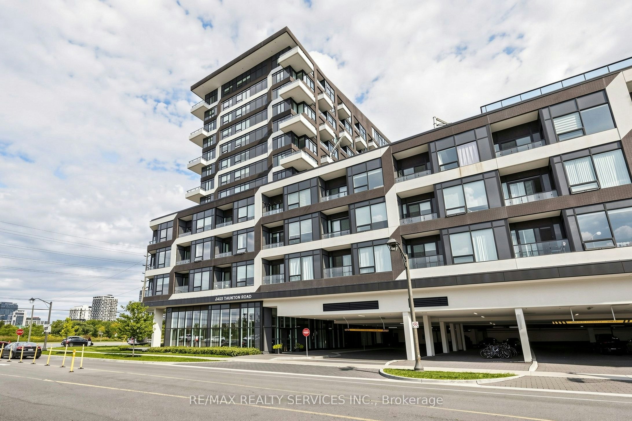 511-2489 Taunton Road - 2