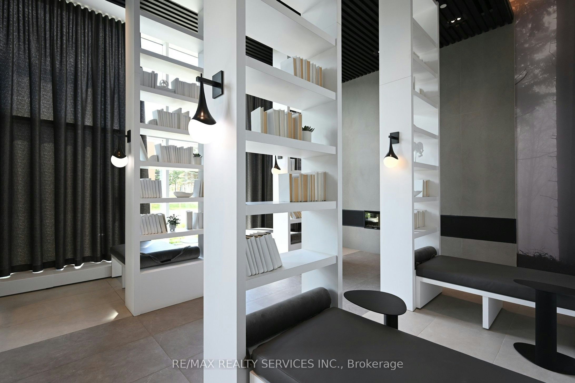 511-2489 Taunton Road - 5