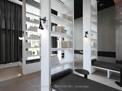 511-2489 Taunton Road - 5