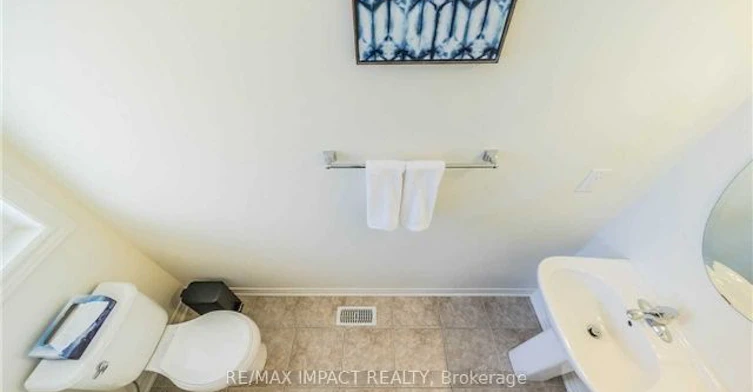 11 Ivor Crescent N, Brampton, ON, L7A 4L5 - 4