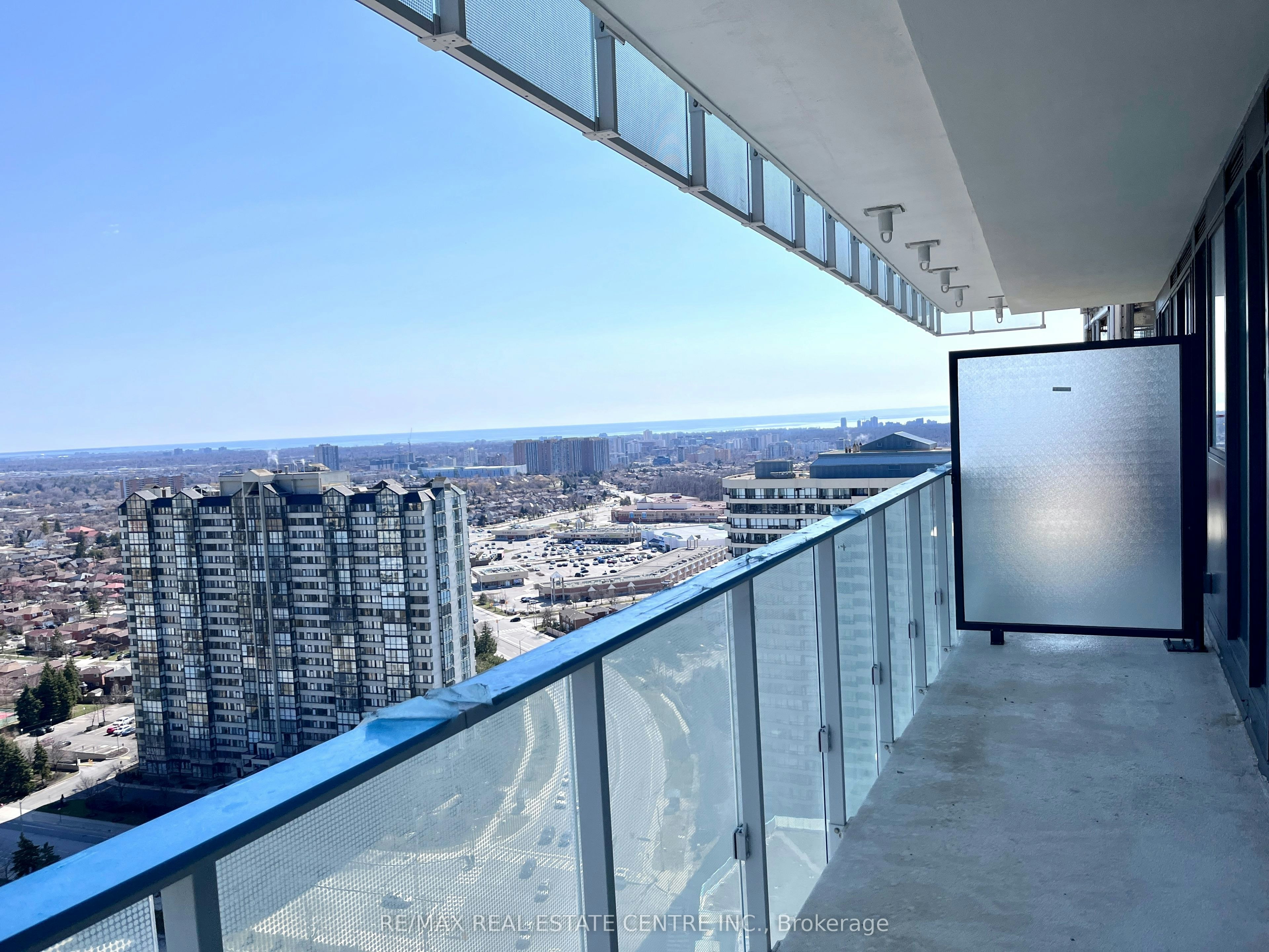2202-3900 Confederation Parkway, Mississauga, ON, L5B 0M3 - 13